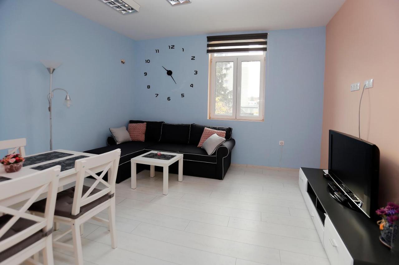 Lux Apartment " Central Street " Burgas Exterior photo