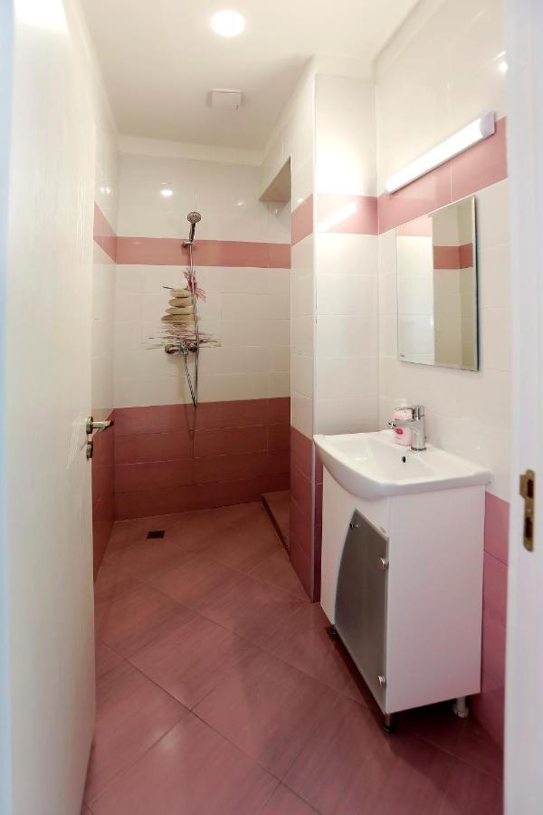 Lux Apartment " Central Street " Burgas Exterior photo