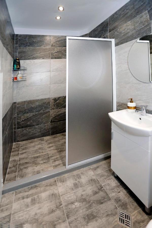 Lux Apartment " Central Street " Burgas Exterior photo
